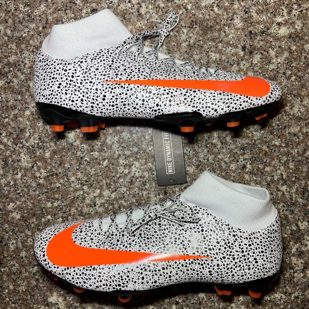 Nike Mercurial Superfly 7 Soccer Cleats Size 11.5